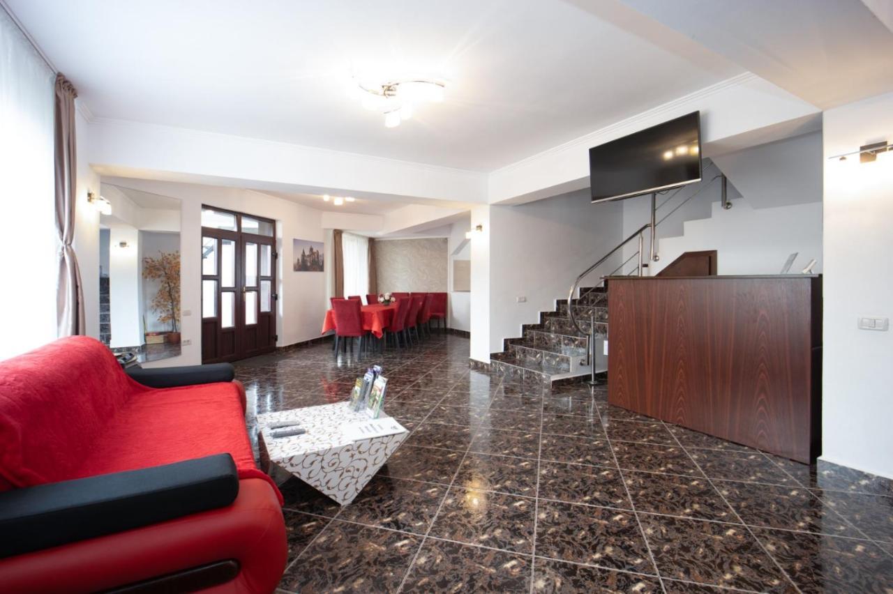 Hotel Amedeia Bran  Exterior foto